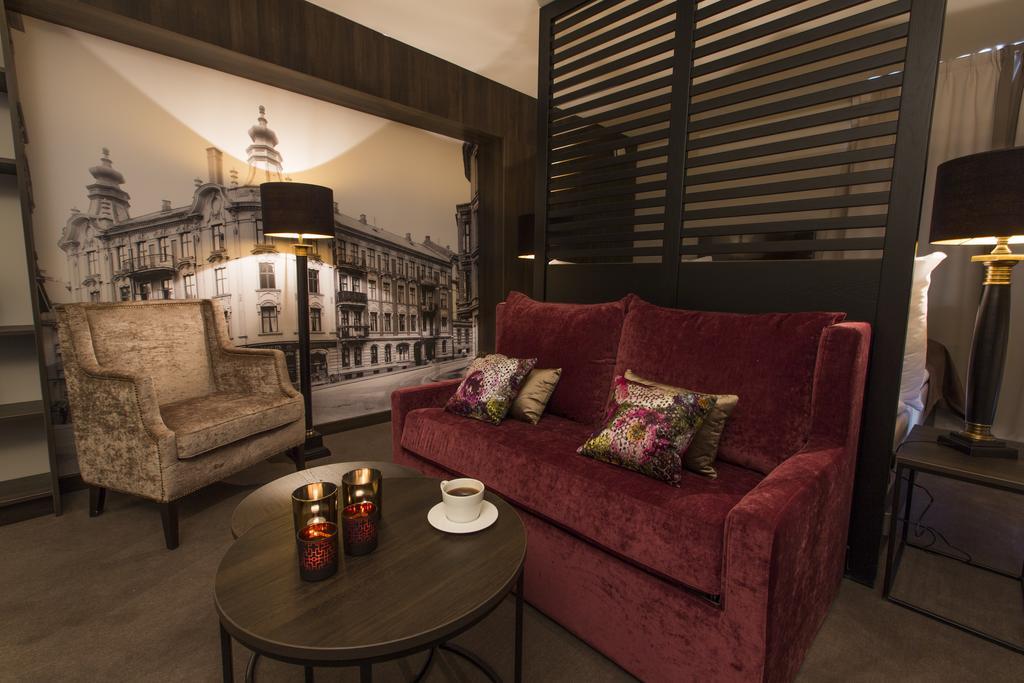 Saga Apartment *